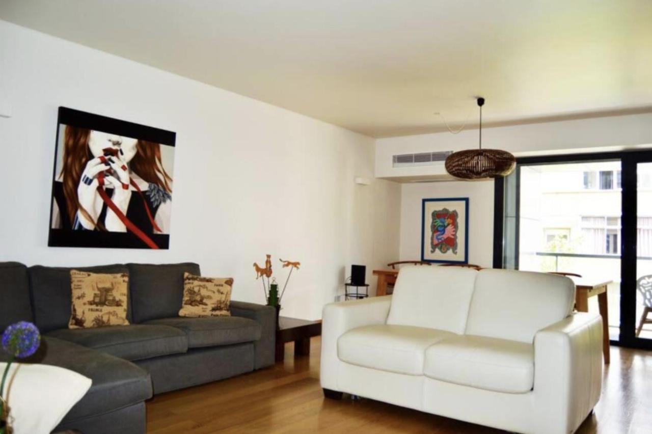 The Apartment El Corte Ingles/Av Novas Car Parking Lisbon Bagian luar foto